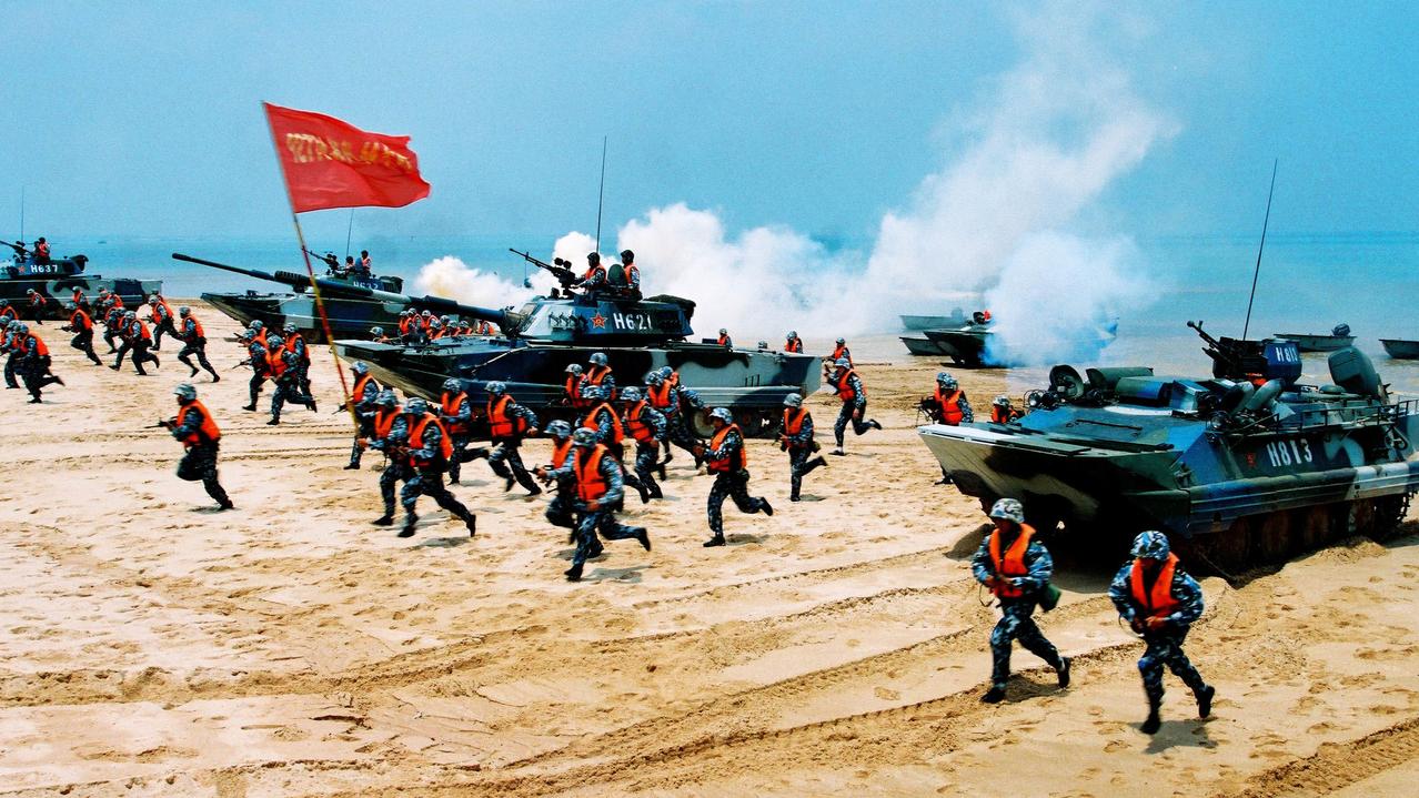 中国再不出手统一台湾，汹涌的民意恐怕就压不住了，国防部发言人说的，咱们已经保持了