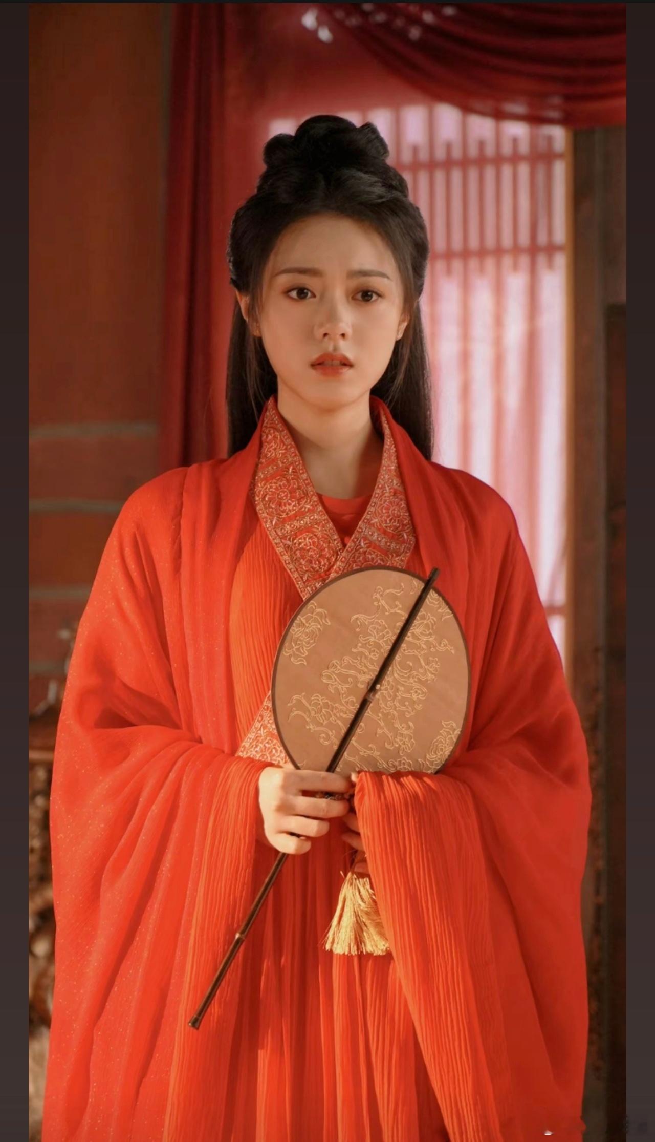 赵今麦终于原谅古装了赵今麦说表演永远要真诚麦麦的古装一骑绝尘！温婉、冷艳、明媚，