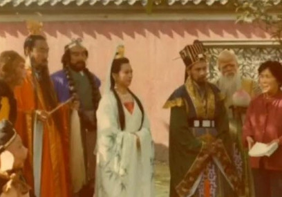 1982年，杨洁导演拍《西游记》偷吃人参果的桥段时，青城山老道长死活不肯同意他们