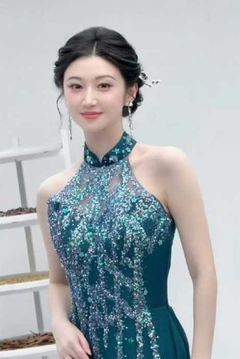 景甜这个挑染简直是神来之笔