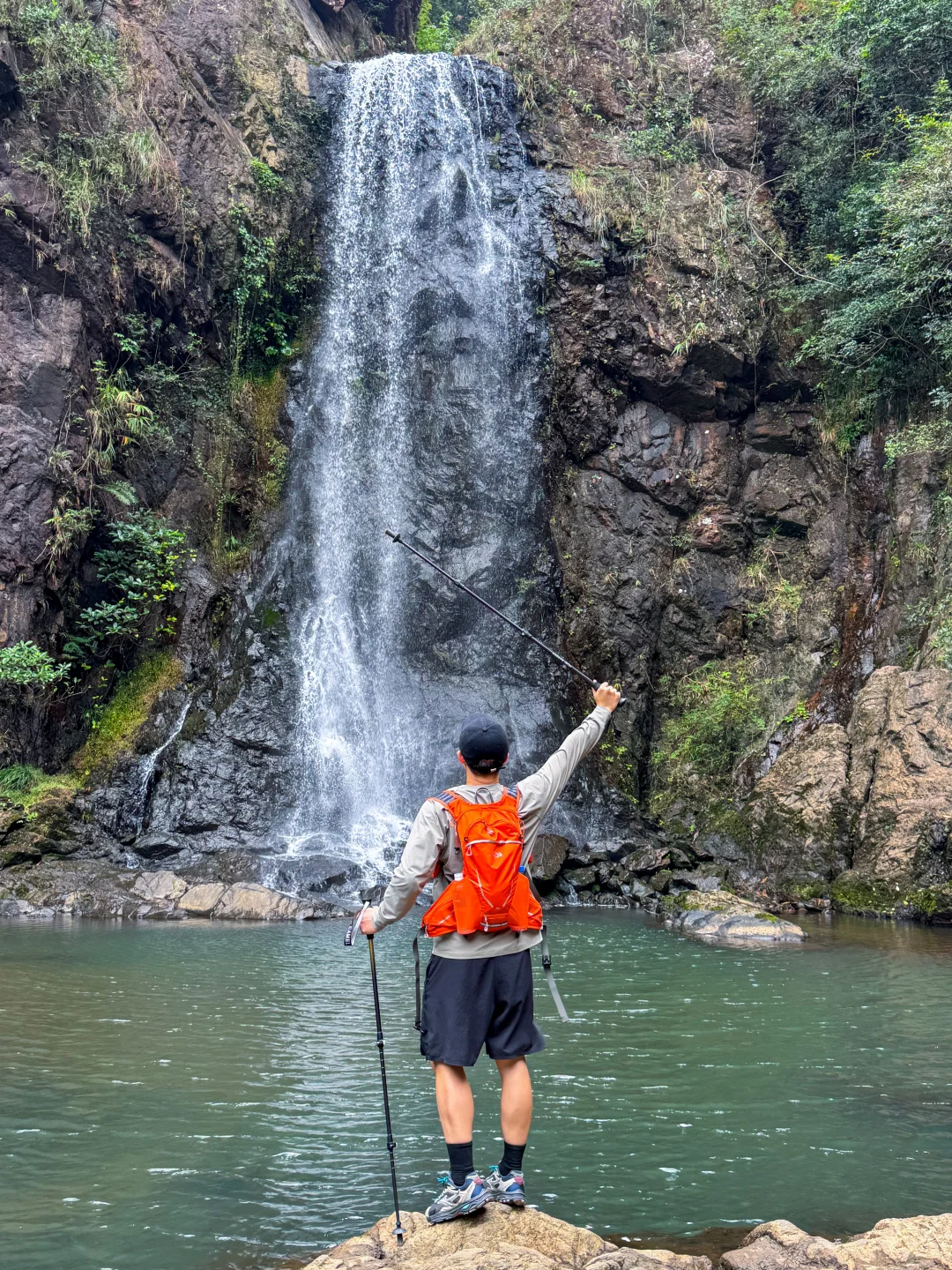 马峦山穿越梅沙尖，山海连城美景轻松拿捏
