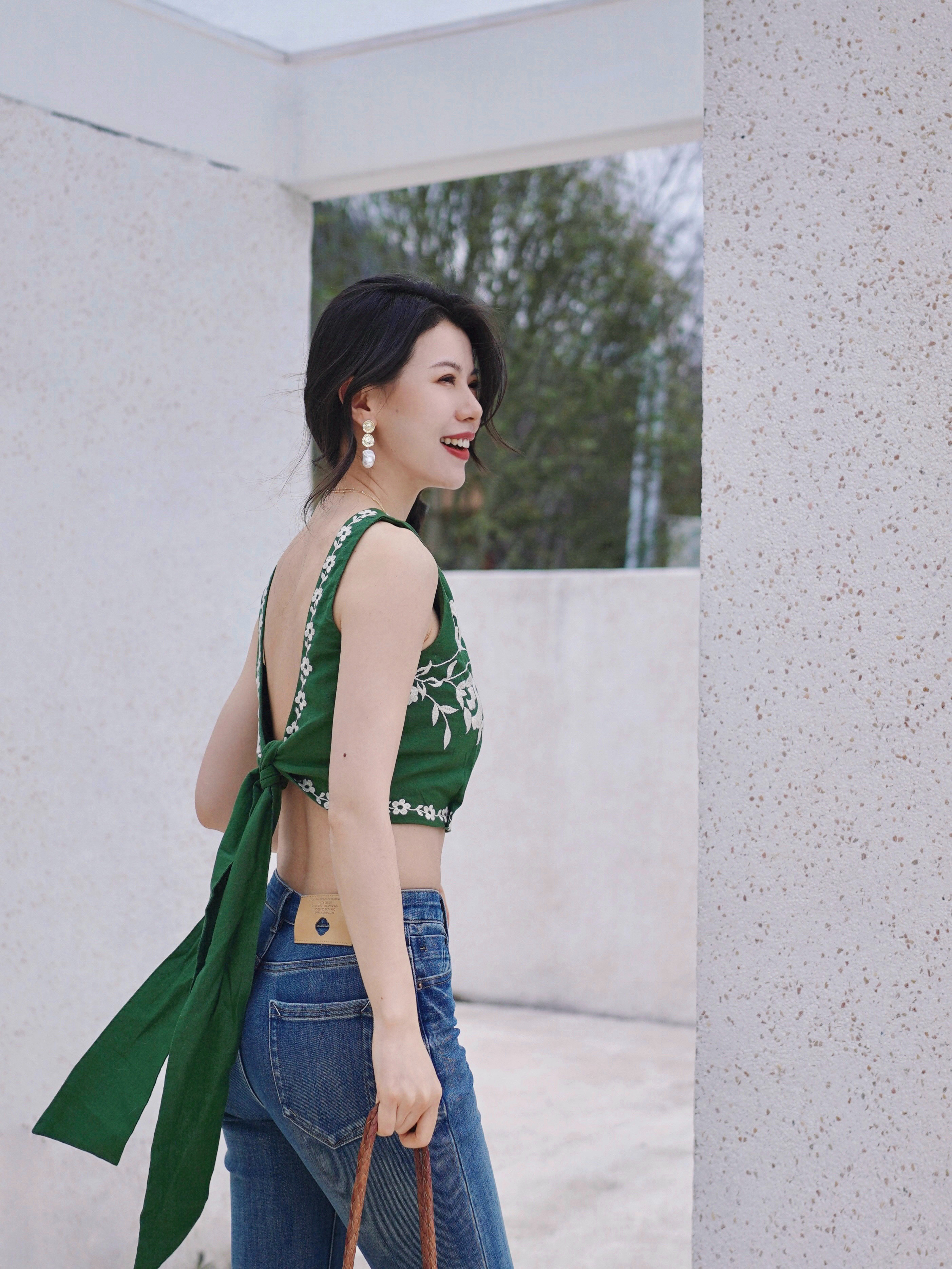 早早早，日子不吵也不闹今天穿什么