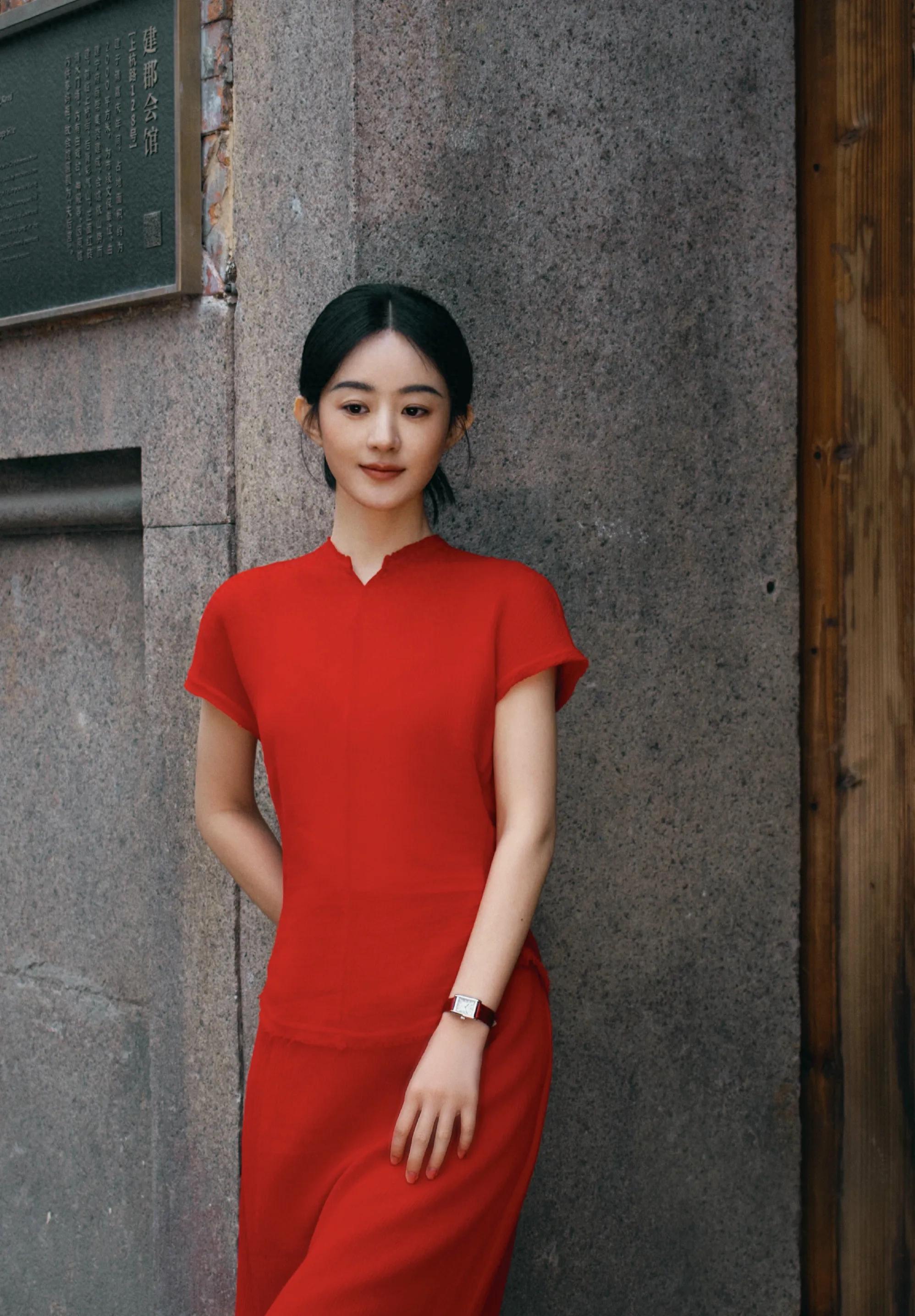 赵丽颖全新魅力造型：不一样的韵味，不一样的美感！