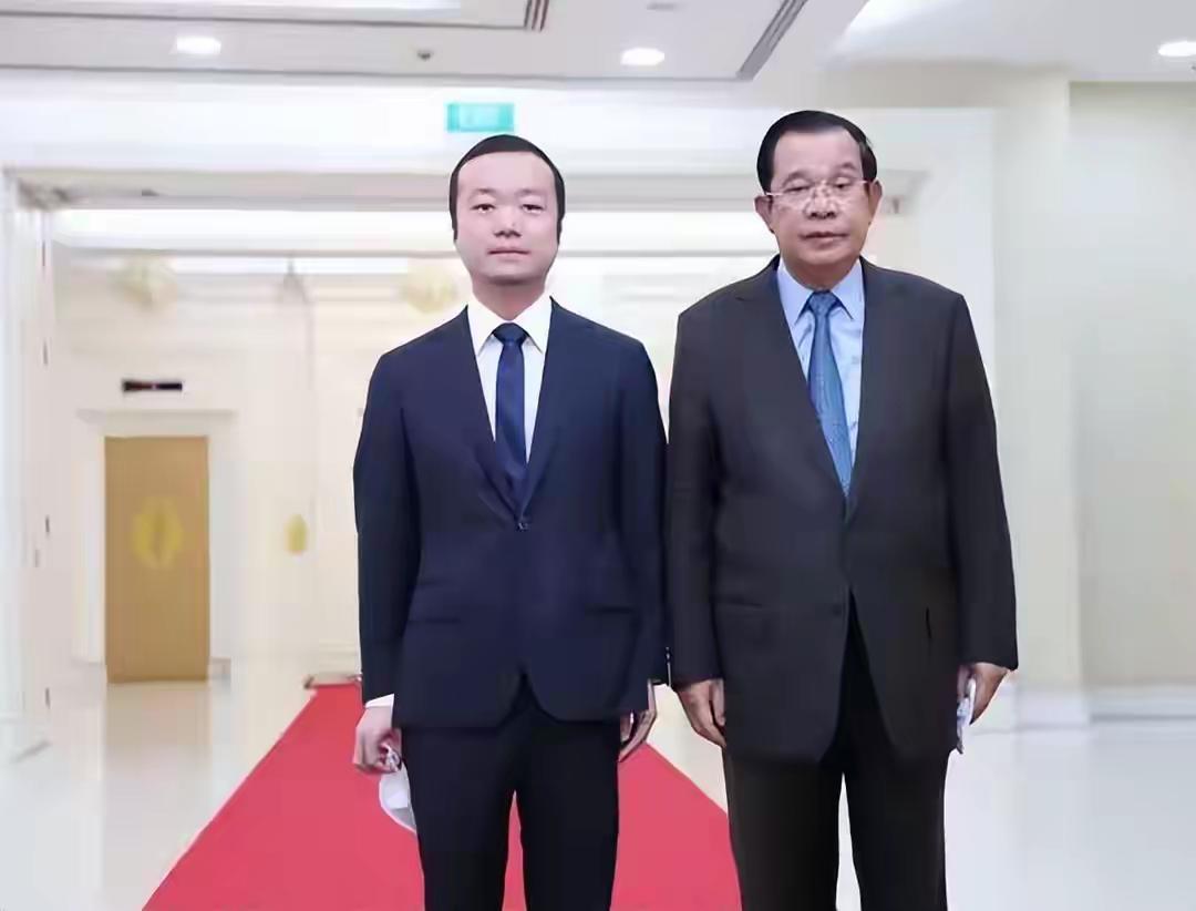 美国和英国在今年10月14号发布联合行动，起诉柬埔寨太子控股集团老板陈志，宣称陈