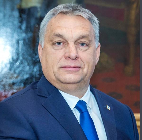 乌克兰泽连斯基终于等来了与匈牙利总理欧尔班·维克托隔空骂战的