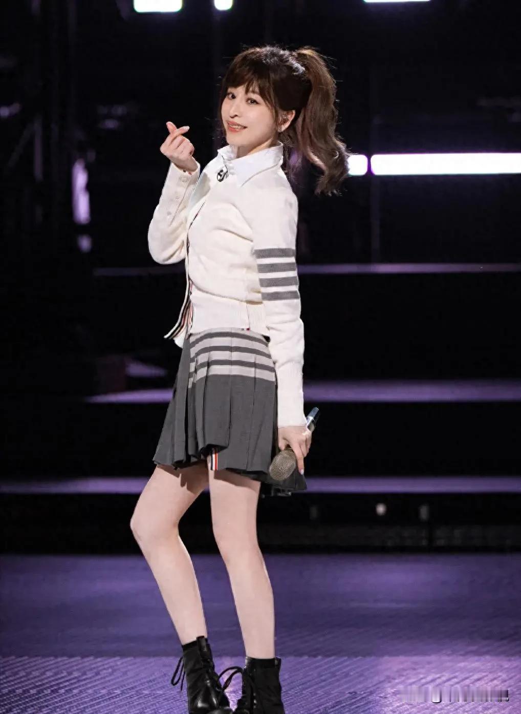 华语乐坛最大的败笔，四大教主火了3个，最火的老大却销声匿迹21世纪初，台湾