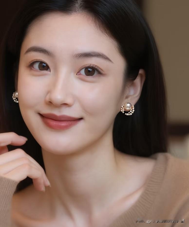 摆正心态最养人窗台上的绿萝蔫了大半，我蹲在一旁叹气，埋怨连日的阴雨天偷走了