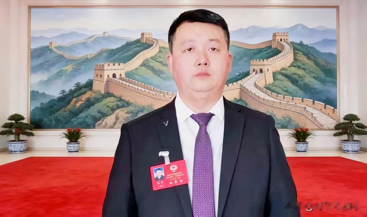 看到罗鸿建议“全面禁止器官移植”，第一反应是荒谬，第二反应却是背脊发凉。这一