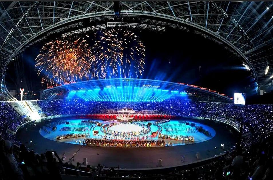 这届名古屋亚运会，真出现了一个怪现象！中国队在奖牌榜上一路狂飙，把后面甩得老远，