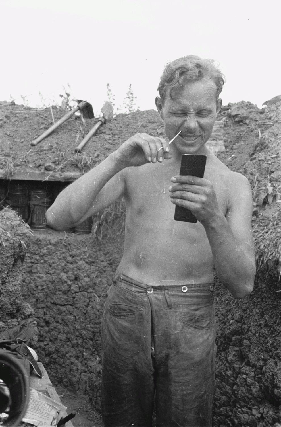 一个普通德军士兵最后的影像——1943年,东线,库尔斯克州,德军士兵弗朗茨·格拉