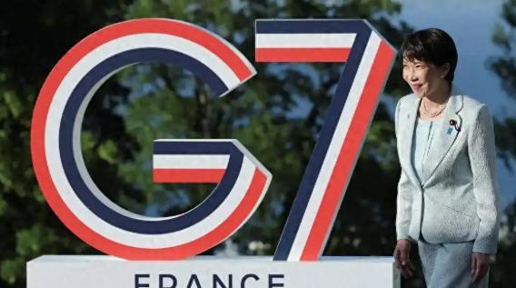 高市早苗要气炸了：G7峰会后，特朗普送中国两个字！太蹊跷了！在动身去法国之前