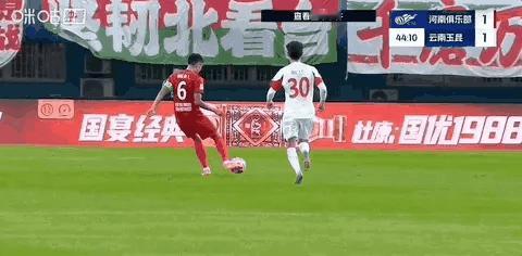要说这丢球是门将的失误，倒不如说王上源的决策失误，才出现这个门将的超级失误！王