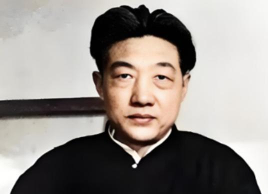 1937年，徐悲鸿在香港时，遇到一个德国人售卖四箱古画，当徐悲鸿看到第三箱时，突