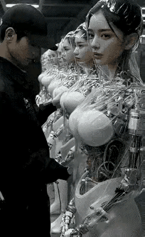 第一个像不像辛芷蕾？