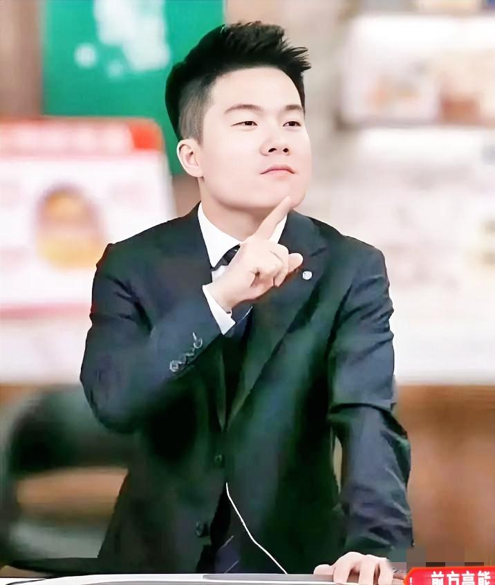 惹谁不好为什么要去惹董宇辉呀昨天巴西那位嘉宾大概是事先没做好功课吧就匆