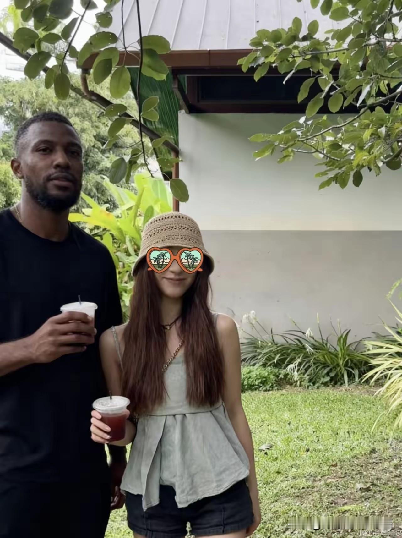 当时浙江大学的郑强教授在演讲的时候就倡议浙大的女同学们多多爱一下中国的男同胞，我