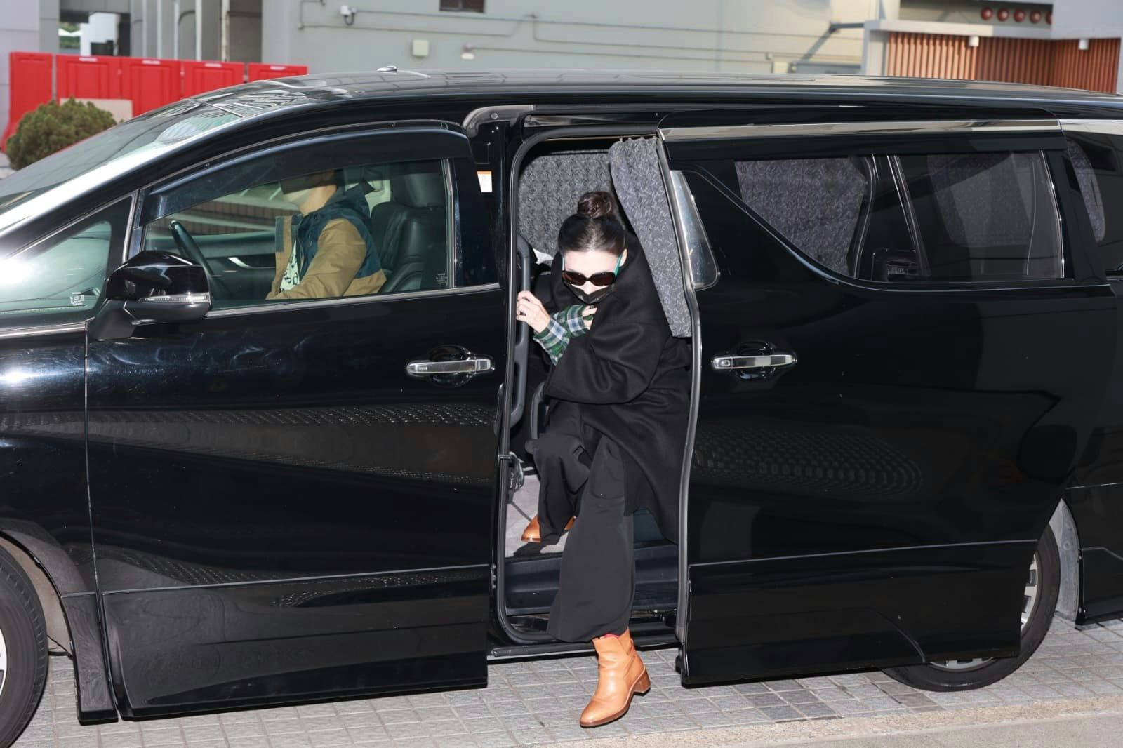 咱就是说姐这次真豁出去了！被前经纪人告上法庭索赔上千万，庭上直接开怼“我出道就不