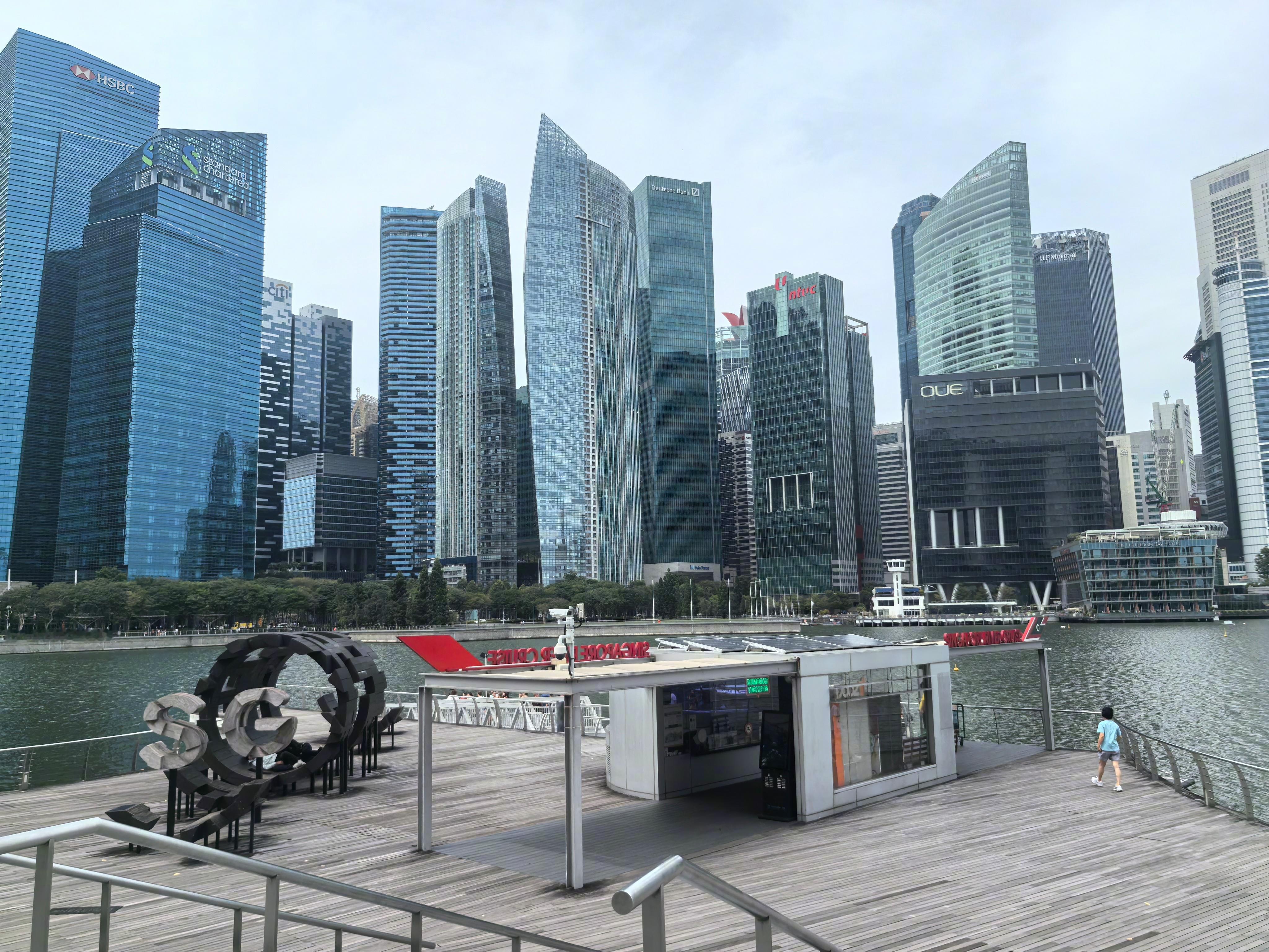 逛滨海湾金沙必须租共享单车，否则得腿死新加坡·新加坡滨海湾金沙大酒店(Mari