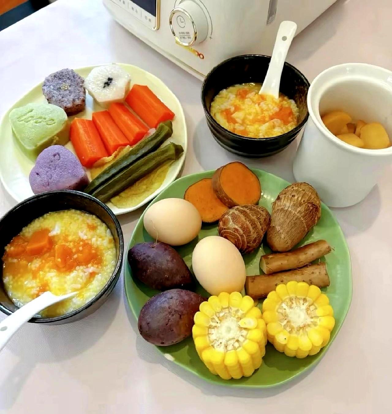 早餐真别瞎花钱，吃对了比补品强。老品种黏玉米，真香。水煮蛋配温水，便宜顶饿；