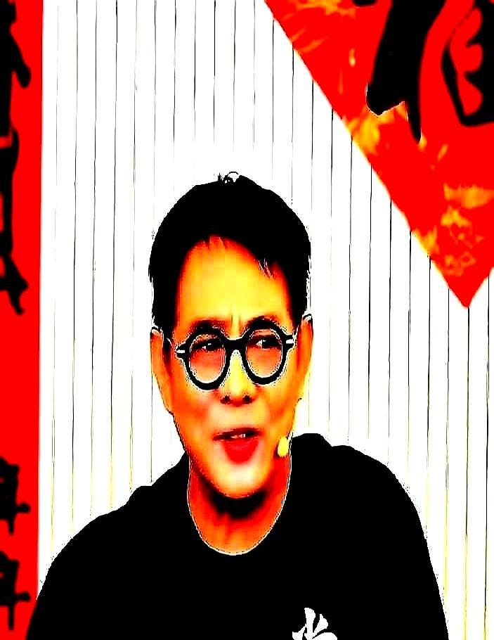 7亿的《镖人》剧组，吴京第一个电话打给他，他却拒了。李连杰直播时半开玩笑地