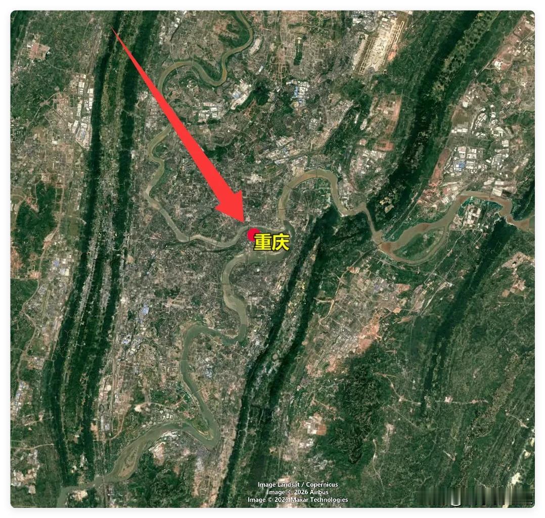 刚从重庆回来，毫不客气说，重庆就是全国城市格局城建的天花板之一！刚从重庆回来