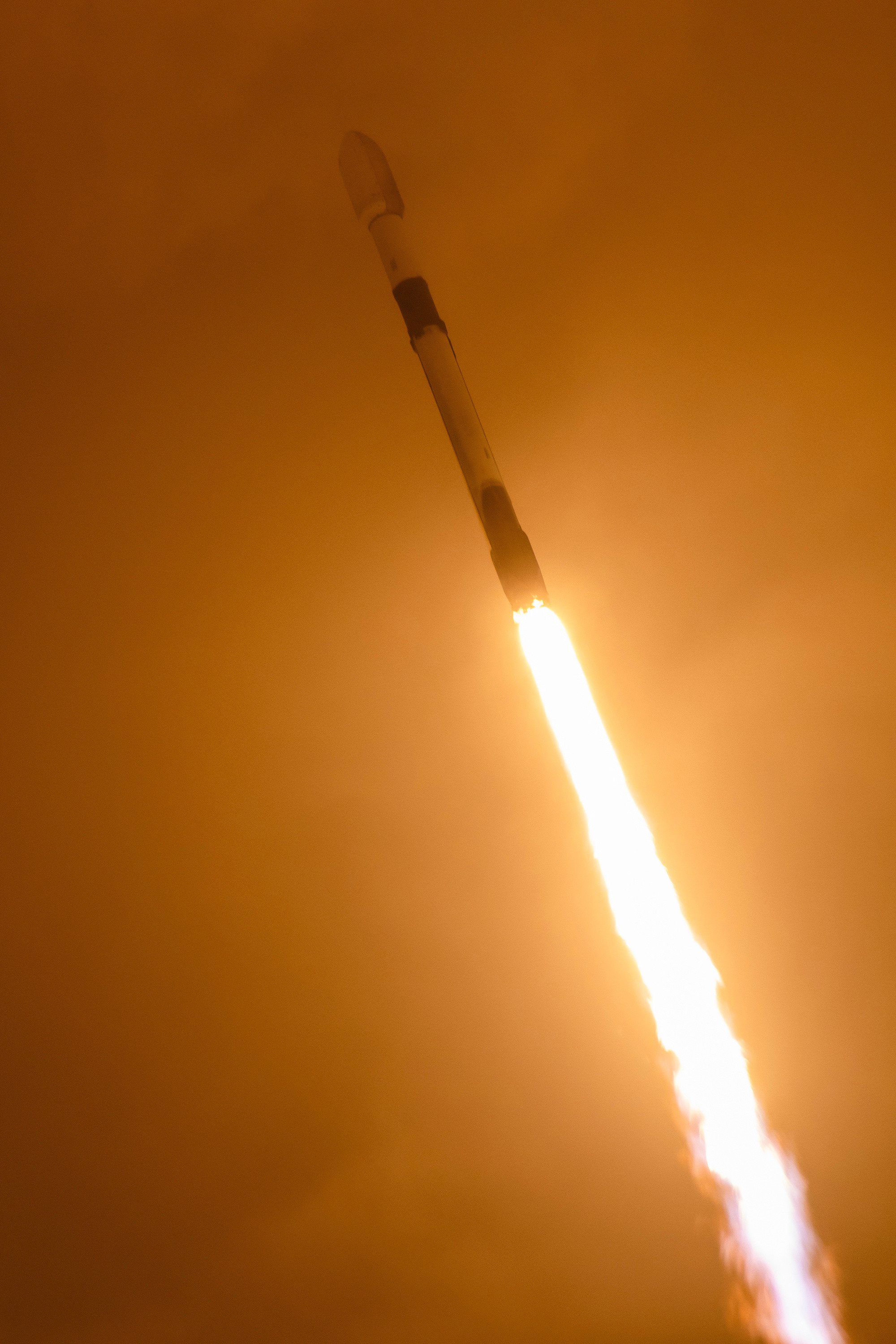 7月14日，SpaceX两连发，部署56颗星链卫星
