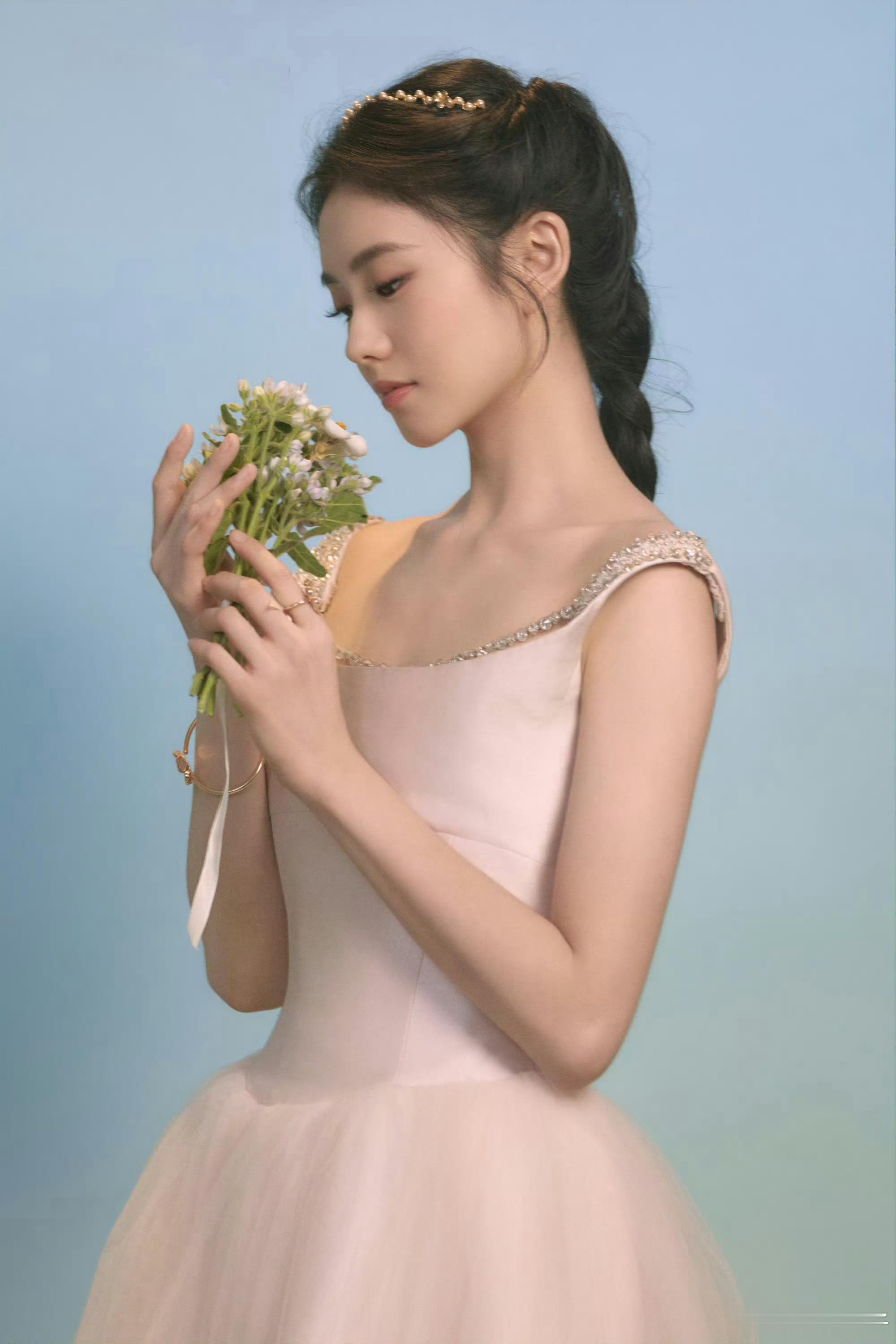 #刘浩存#“我的心也会像海浪一样为你跳动无数次”𝓜𝔂 𝓱𝓮𝓪𝓻𝓽 𝔀𝓲𝓵𝓵 ?
