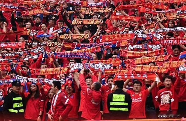 截止目前，已有近20家俱乐部向成功冲超的重庆铜梁龙发来祝贺，具体名单如下：