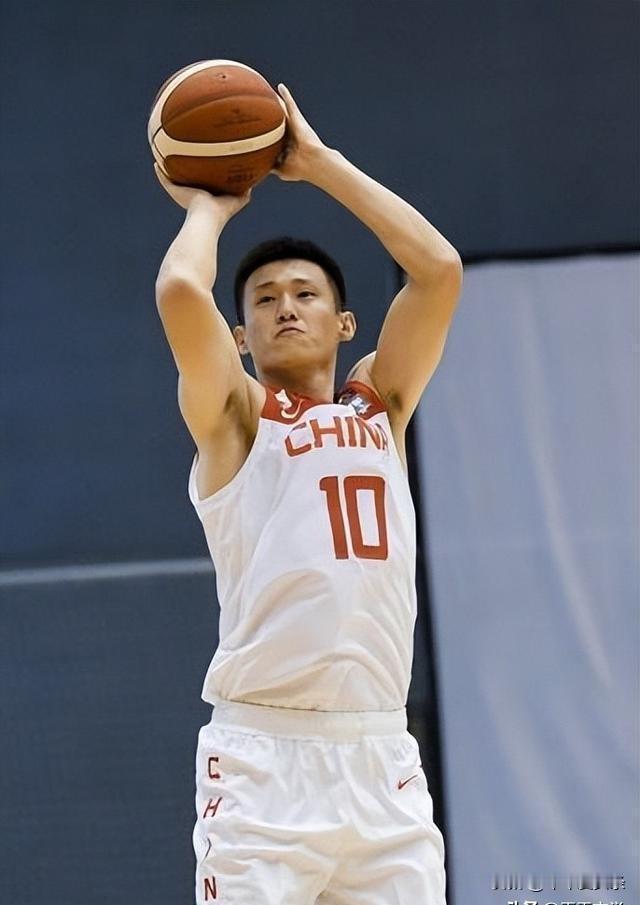 油耗最高的五款热销SUV一、吉利星越，百公里油耗11.6升二、哈弗H6,百