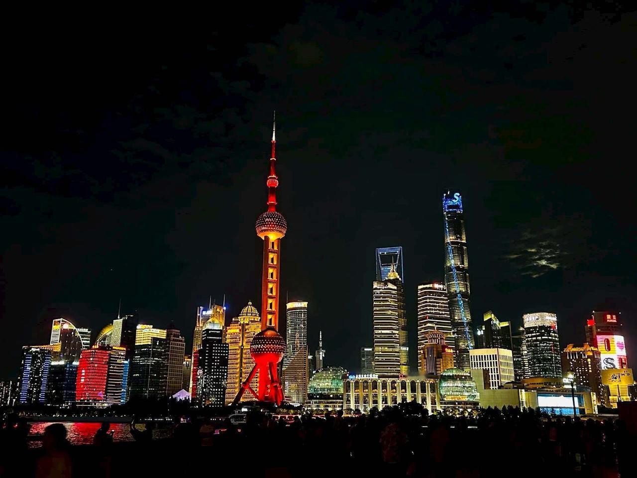 中国顶尖的十大科技公司：第1名：华为，总部深圳第2名：腾讯，总部深圳第3名