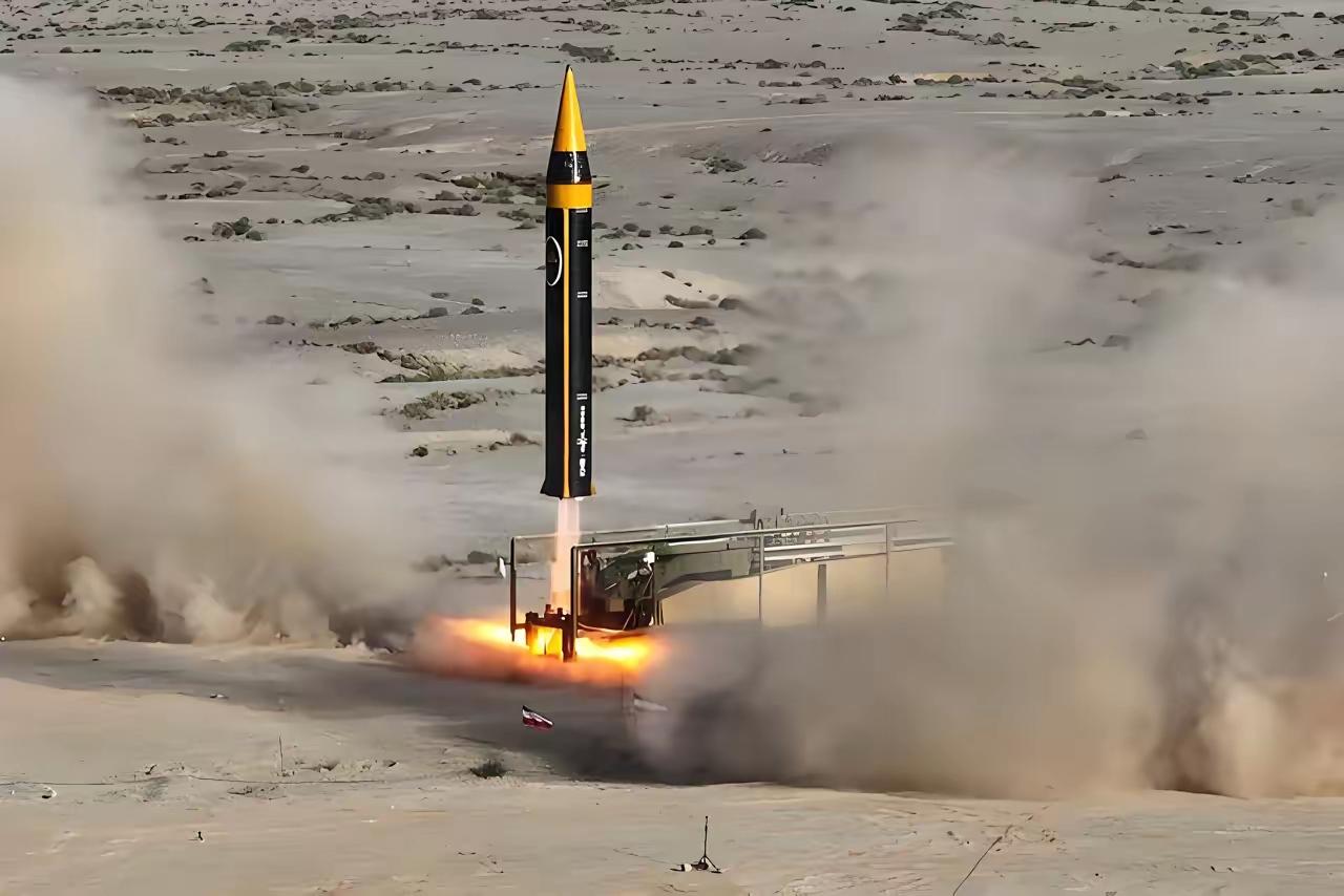 一旦开战，伊朗最好不要用导弹去攻打航母，因为那家伙皮糙肉厚，而且航母群防御极高，