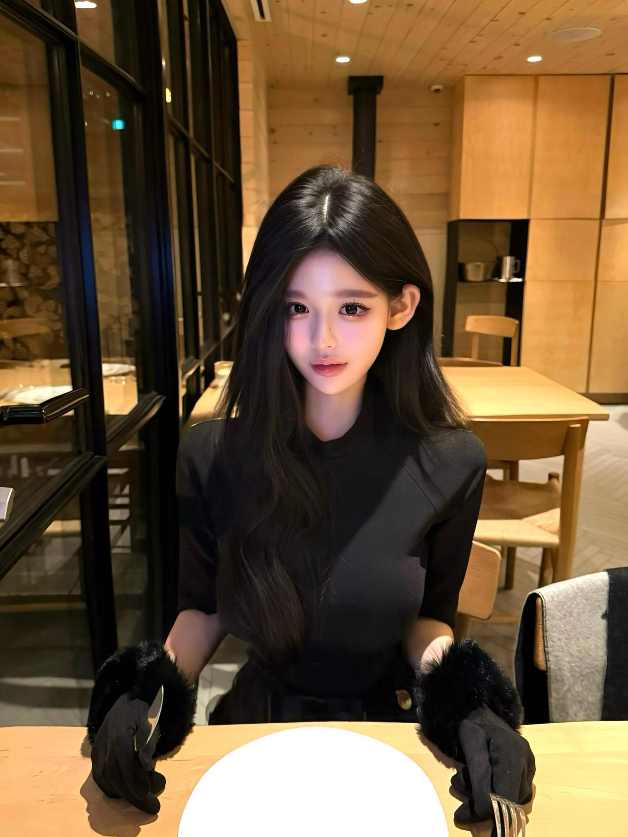 T吃到了难以下咽的龙虾面……