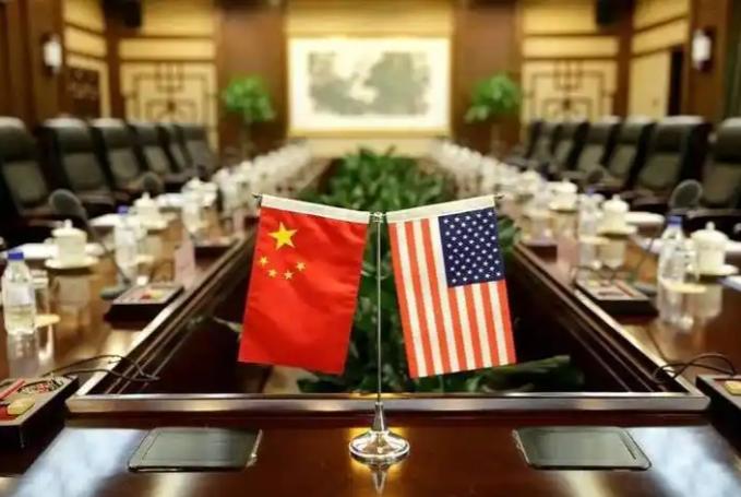 中美一旦开战，中国只有四个字：壮士断腕！东部沿海宁可硬扛一波打击，也要把美国亚太