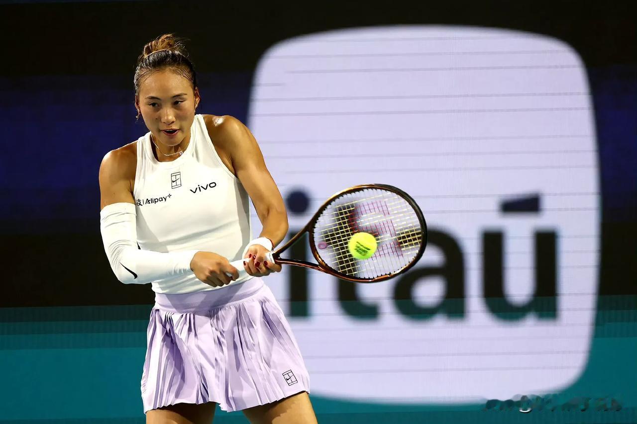 郑钦文0-2萨巴伦卡止步八强！WTA1000迈阿密站单打1/4决赛上半区：