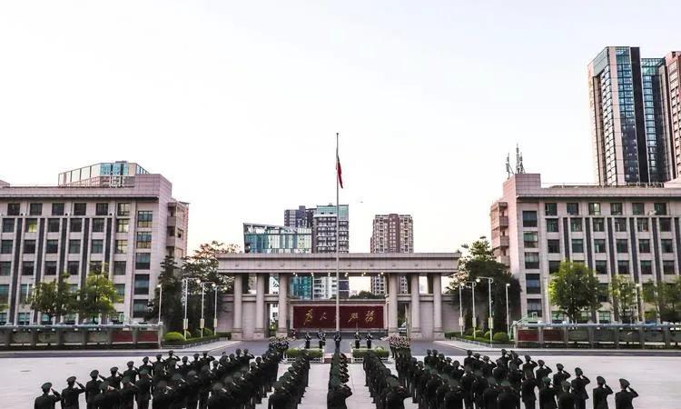 同时拥有两个武警支队的城市-深圳。深圳市有两个武警支队，分别是武警深圳第一支队和