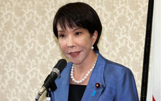 日本首相高市早苗正式宣布，1月23日上午，日本首相高市早苗带着全体阁僚，在内