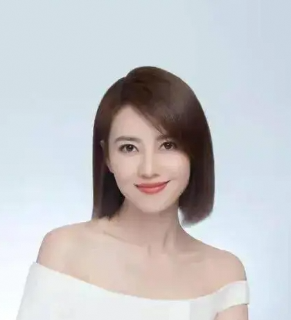 48岁<em>于小伟</em>娶妻后爆红，被高圆圆“耽误”12年的逆袭