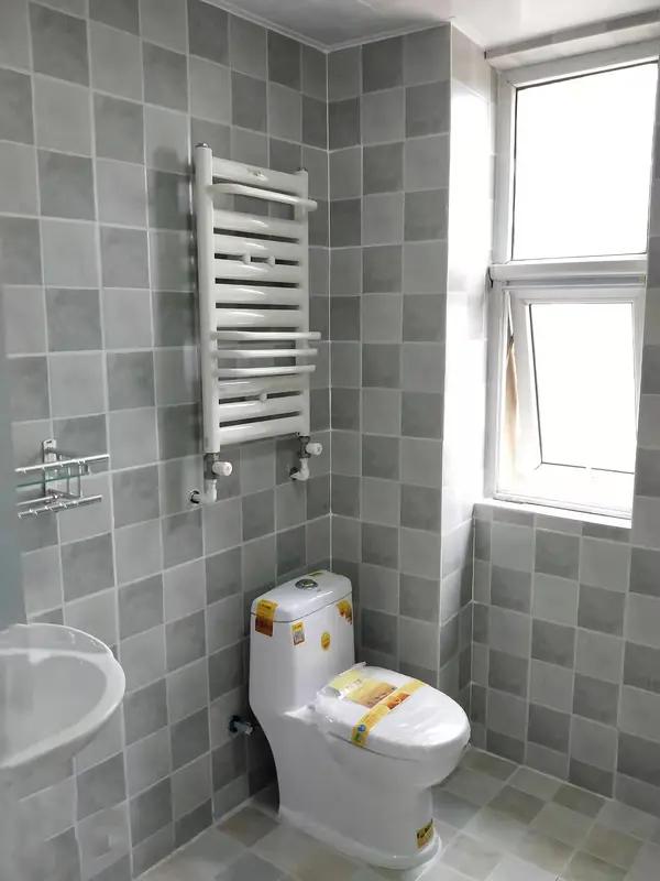 好多人都说买房别买俩卫生间的，就得选一个卫生间的，还说主卧带卫生间毛病多，占地方