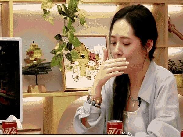 郭碧婷女儿这心态，真是咱当妈的梦中情娃。她在节目里讲，5岁女儿向芷在幼儿园被