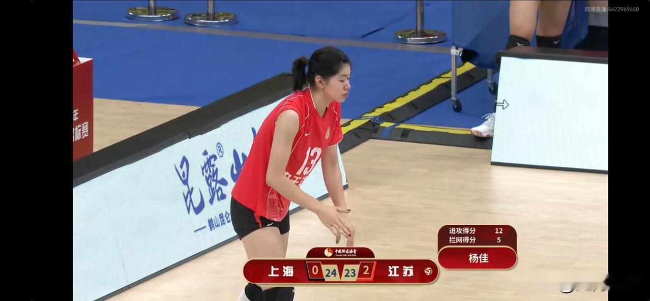 8新秀值得赵勇关注，有培养价值！全锦赛结束，江苏女排夺冠，上海女排亚军，天津女