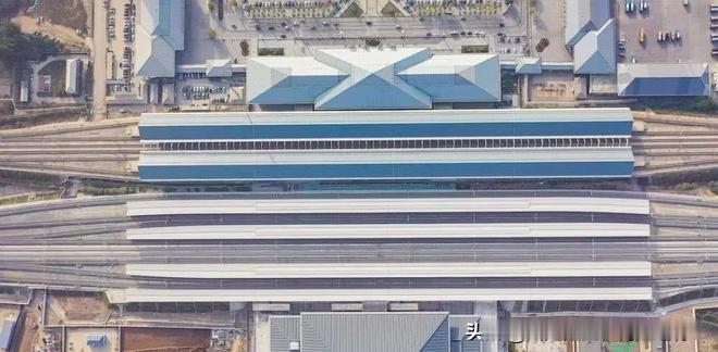 曲阜东站最大争议真相：并非不配套，而是新旧基建严重断层全网都在吐槽曲阜东站