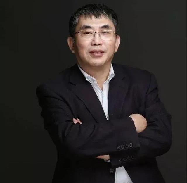 聂卫平去世，他一生有三段婚姻，育有二子一女，家庭关系较为复杂。第一任妻子孔