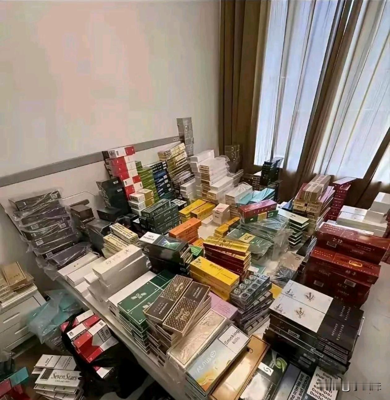 这些烟拿来过年送亲戚应该够了吧？