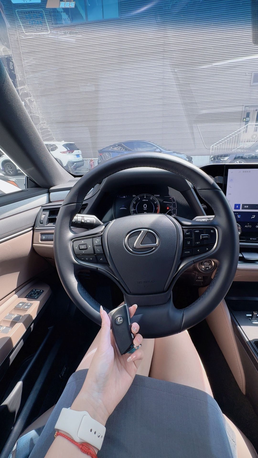 买雷克萨斯二手车有一个好处，一般车子都是在4S店保养​​​