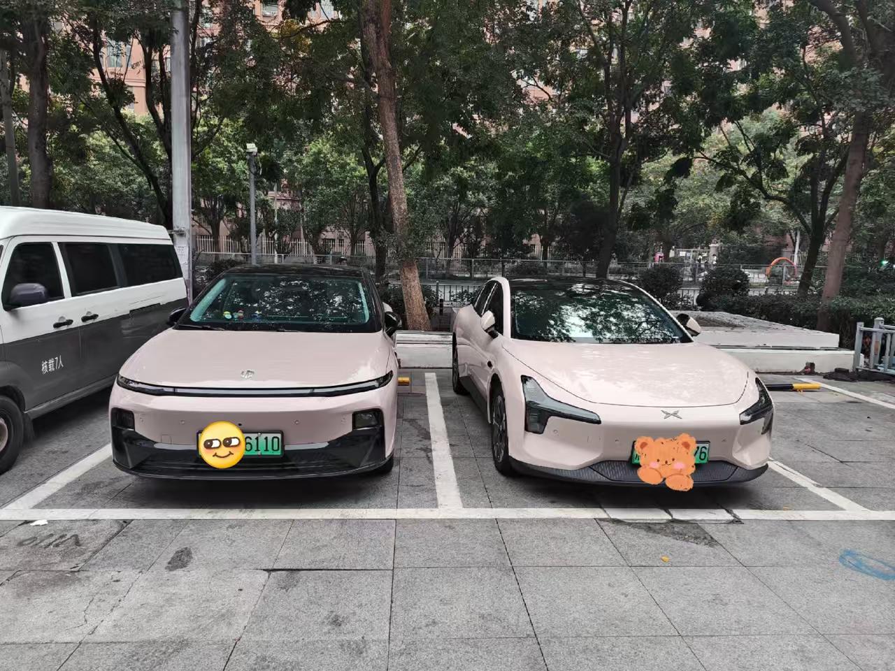 十二三万预算选纯电家用轿车，排除比亚迪之后，市面上也就小鹏MONAM03和零跑