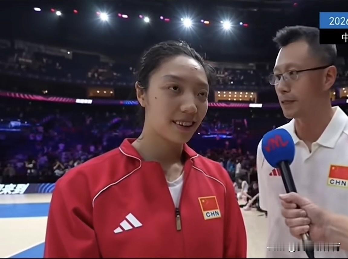 中国女排这么多年终于是有强力接应了[哭哭][哭哭]南京站这3场球，硬生生地把唐欣