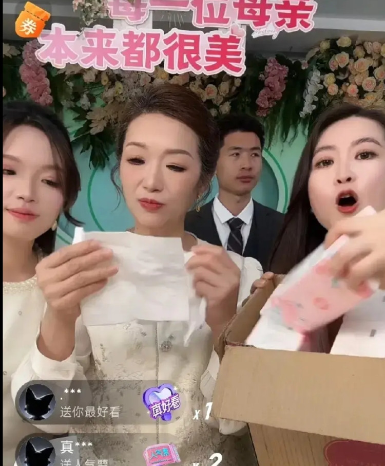 其实明白人都懂，许建华去带货本来就是老谢策划的，当初寻亲成功，原本老谢是准备自己