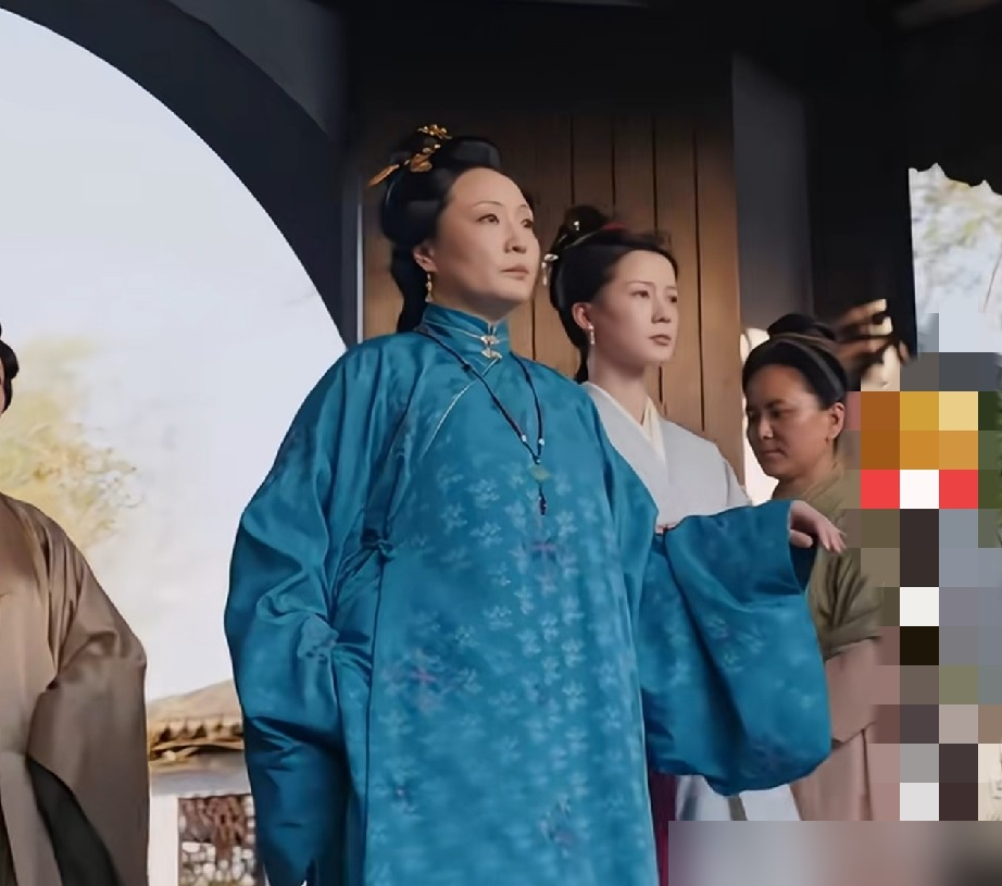 赵晴一米七的个子，被于正要求从92斤饿到85斤，徐娇直接开骂歹毒。92斤配170的身高，BMI已经跌