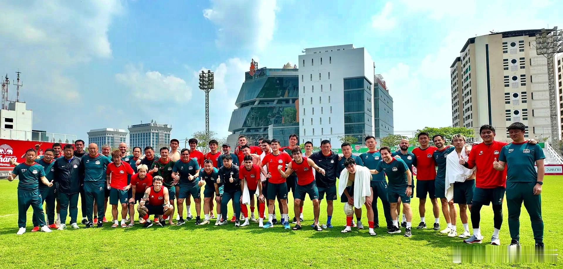 中超河南队北京时间2月14日晚，河南队结束第二阶段冬训，在泰国曼谷自行解散开启