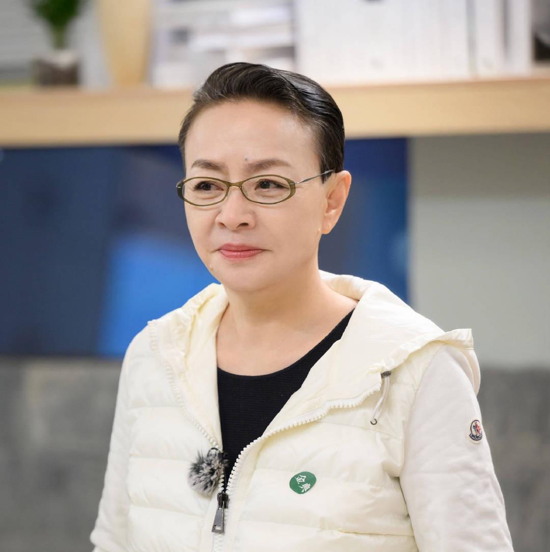 终于搞明白了为什么宋丹丹这么讨厌李雪琴了！不是因为性格不合，而是李雪琴